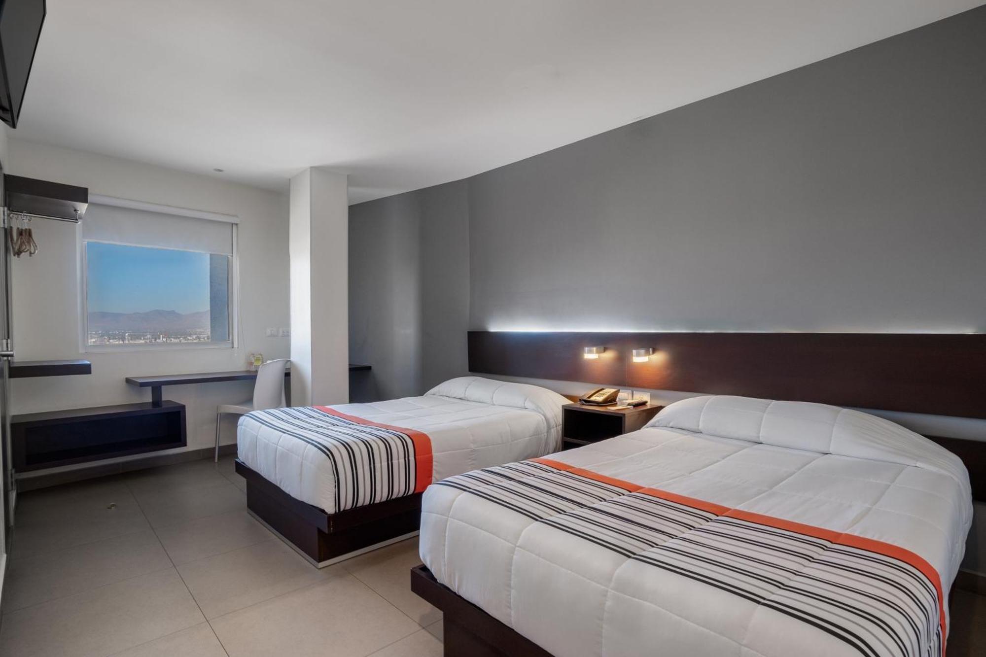 City Express Junior By Marriott Aguascalientes Centro Exterior foto