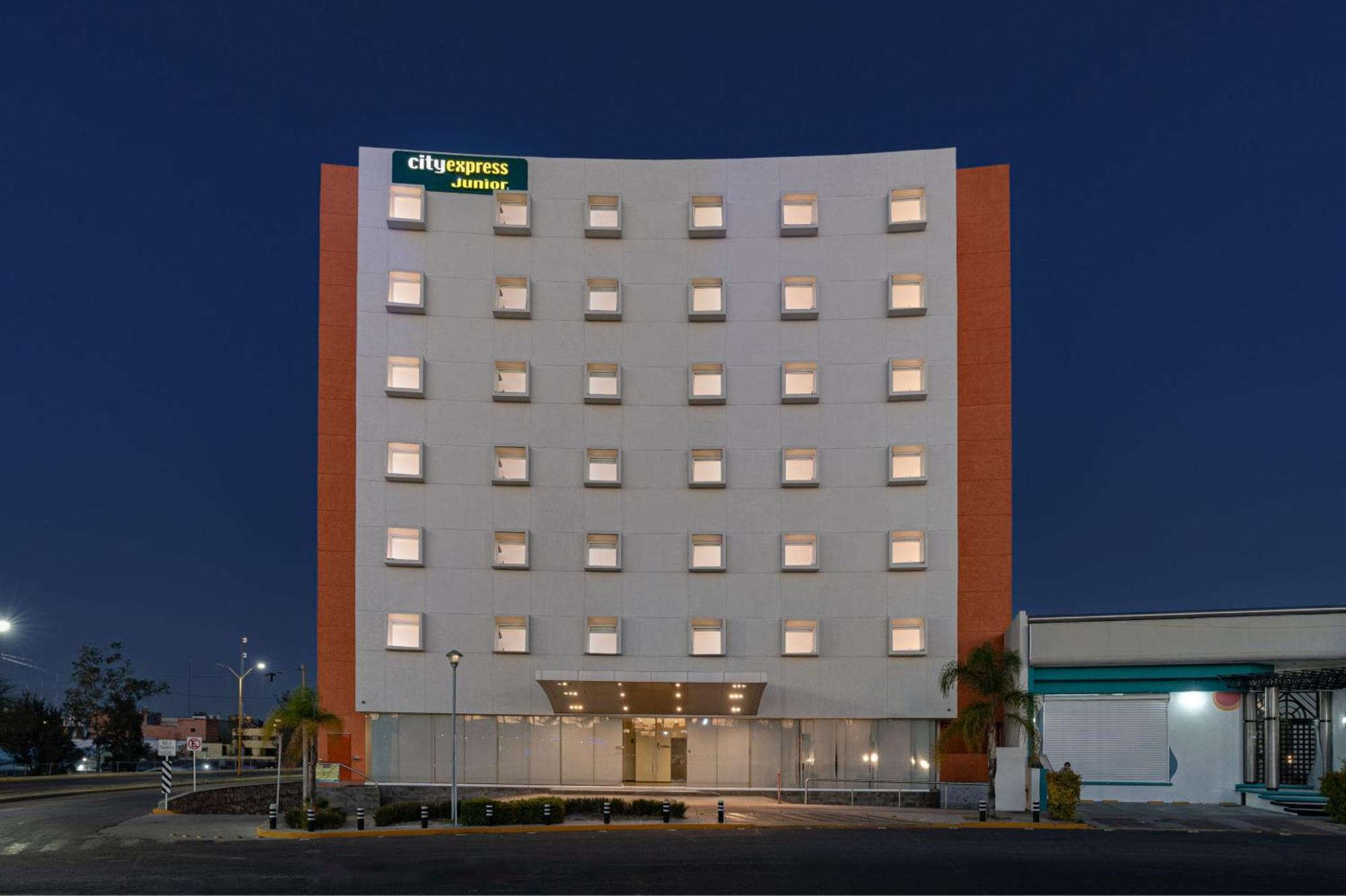 City Express Junior By Marriott Aguascalientes Centro Exterior foto